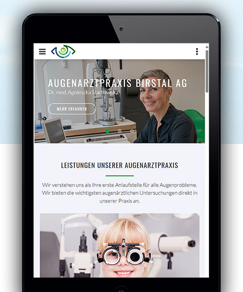 Tablet, das die Webseite der Augenarztpraxis Birstal AG